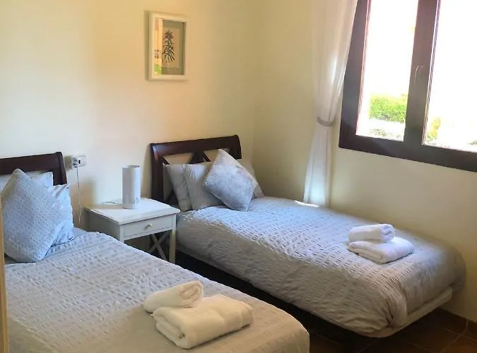 Off Line Deluxe 2 Bedroom Golf Puerto Banus Marbella 12 Minutes Away By G00giemaps 公寓 埃斯特波纳