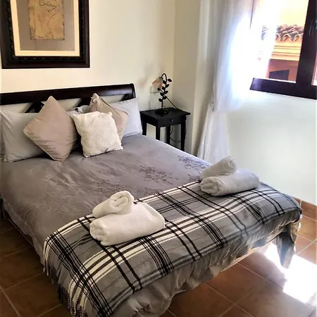 Apartmán Off Line Deluxe 2 Bedroom Golf Puerto Banus Marbella 12 Minutes Away By G00giemaps