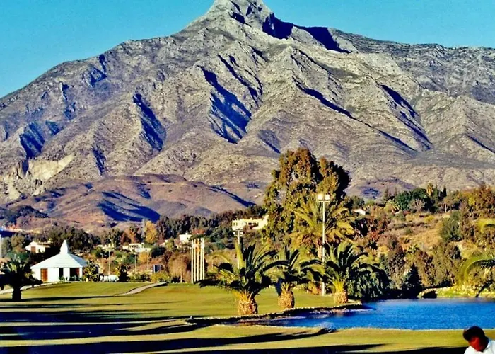 Lägenhet Off Line Deluxe 2 Bedroom Golf Puerto Banus Marbella 12 Minutes Away By G00giemaps *