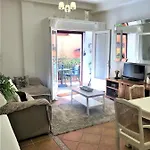 Off Line Deluxe 2 Bedroom Golf Puerto Banus Marbella 12 Minutes Away By G00giemaps 아파트 *