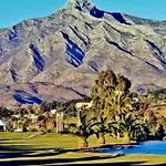 아파트 Off Line Deluxe 2 Bedroom Golf Puerto Banus Marbella 12 Minutes Away By G00giemaps *