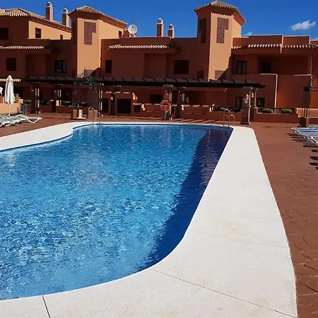 Off Line Deluxe 2 Bedroom Golf Puerto Banus Marbella 12 Minutes Away By G00giemaps 아파트 에스테포나